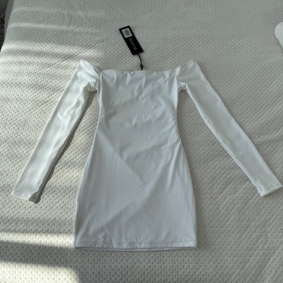 WHITE FOX CUT OUT WHITE MINI DESS XS - Picture 3 of 4